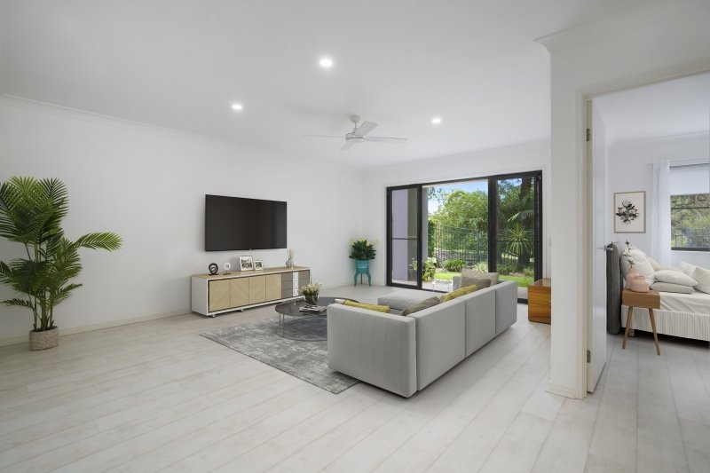 Photo - 1/1-15 Geraldton Drive, Robina QLD 4226 - Image 6