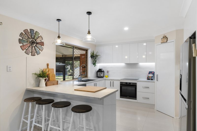 Photo - 11-19 Peppertree Drive, Jimboomba QLD 4280 - Image 4