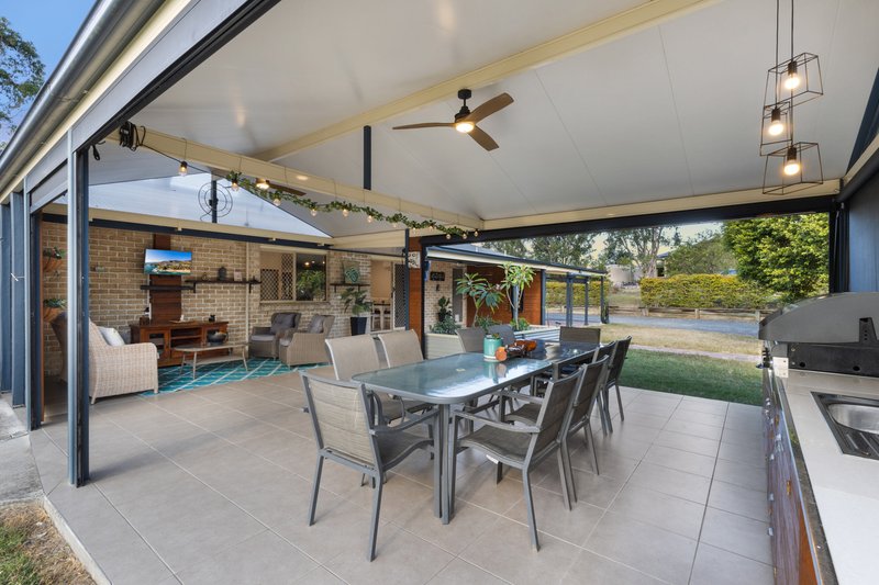 Photo - 11-19 Peppertree Drive, Jimboomba QLD 4280 - Image 16