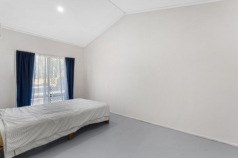 Photo - 11-19 Peppertree Drive, Jimboomba QLD 4280 - Image 25
