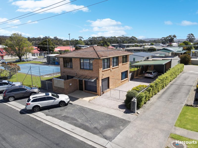 Photo - 1/1 & 2/1 Bowen Street, St Helens TAS 7216 - Image 2