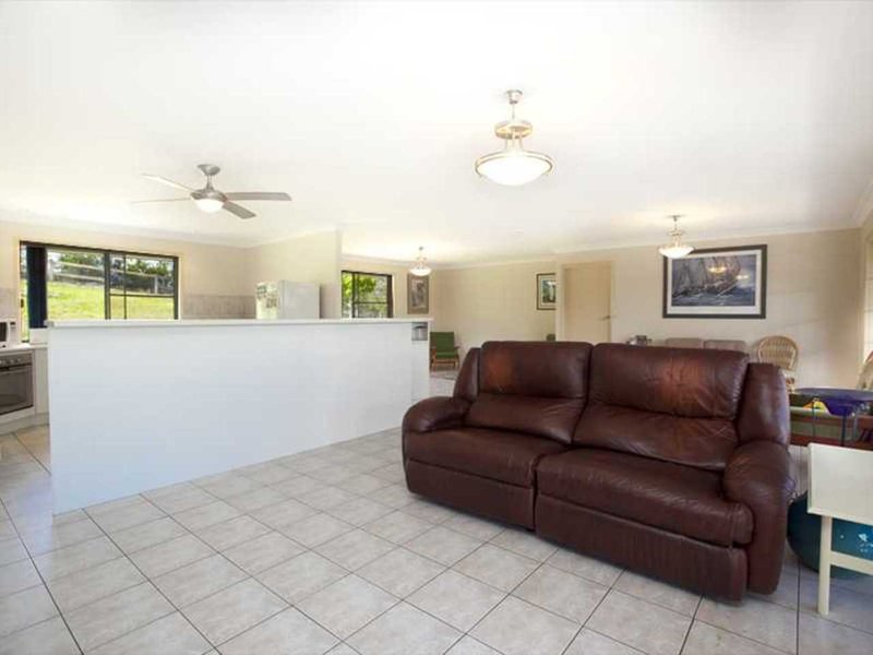 Photo - 11-23 Tulipwood Drive, Bonogin QLD 4213 - Image 4