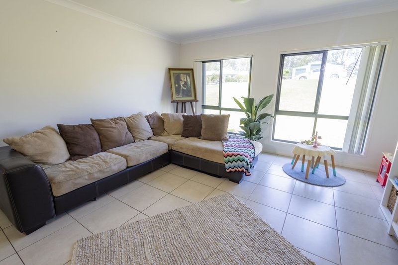 Photo - 11-25 Gainsborough Drive, D'Aguilar QLD 4514 - Image 8