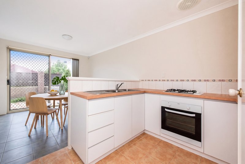 Photo - 1/1-3 Hannans Street, Morley WA 6062 - Image 4