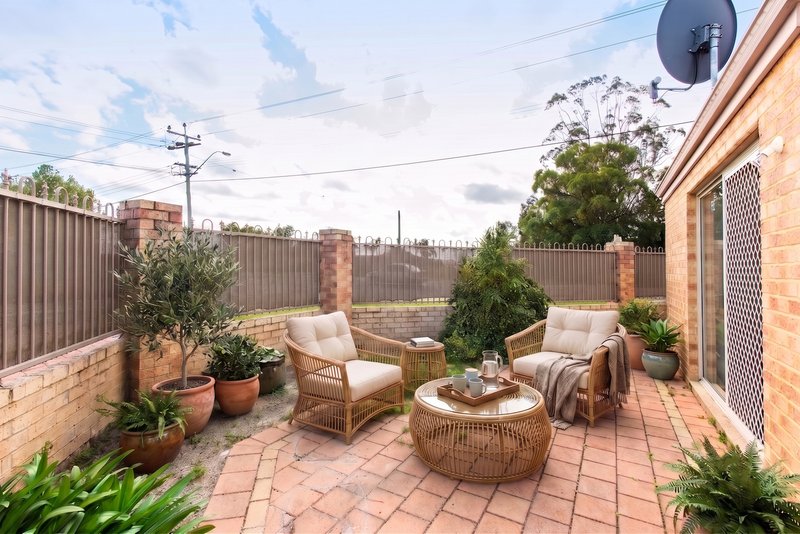 Photo - 1/1-3 Hannans Street, Morley WA 6062 - Image 7