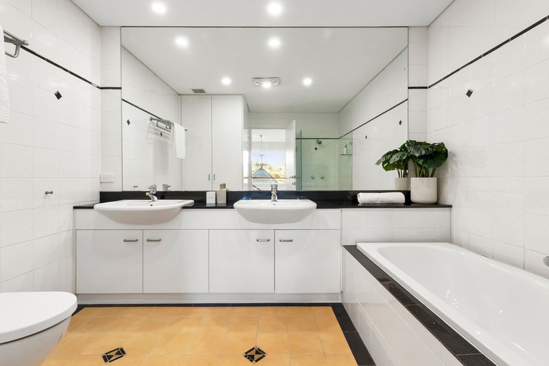 Photo - 1/1-3 Manly Road, Seaforth NSW 2092 - Image 18