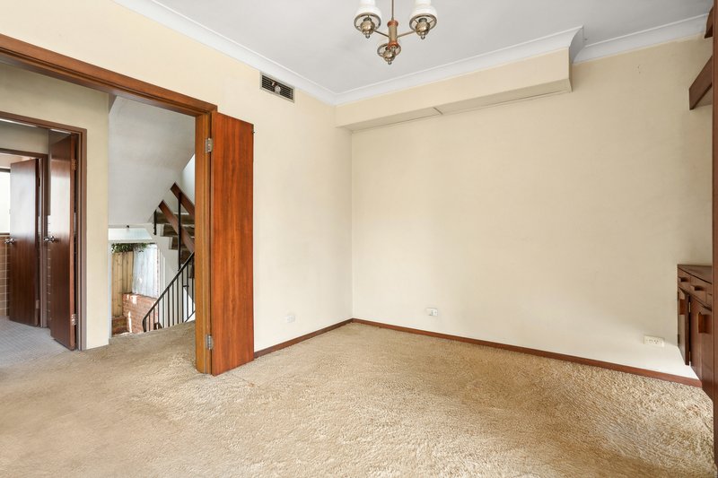 Photo - 1/1-3 Warners Avenue, North Bondi NSW 2026 - Image 4