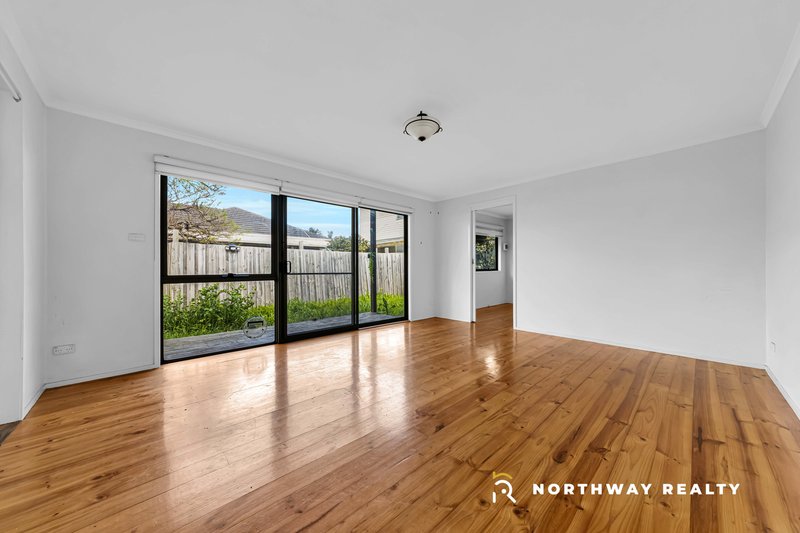 Photo - 11 A First Avenue, Craigieburn VIC 3064 - Image 4