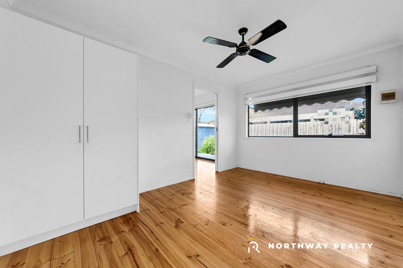 Photo - 11 A First Avenue, Craigieburn VIC 3064 - Image 6