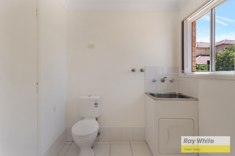 Photo - 11 Abbeville Close, Prestons NSW 2170 - Image 6