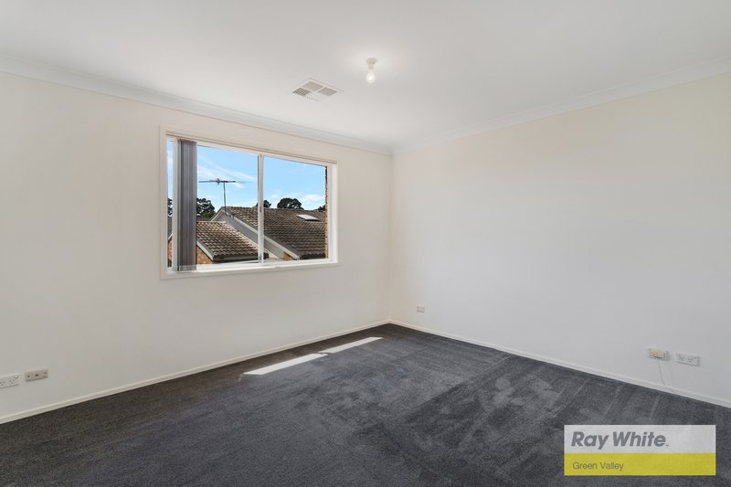 Photo - 11 Abbeville Close, Prestons NSW 2170 - Image 10