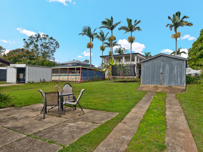 Photo - 11 Abdale Street, Wavell Heights QLD 4012 - Image 7