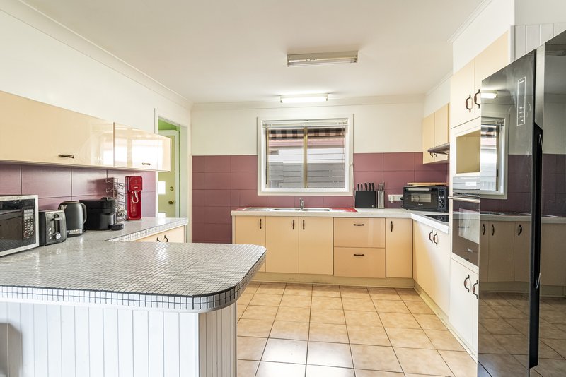 Photo - 11 Abelia Avenue, Yamba NSW 2464 - Image 3