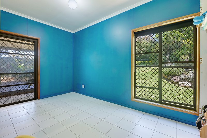 Photo - 11 Abelia Crescent, Kippa-Ring QLD 4021 - Image 14