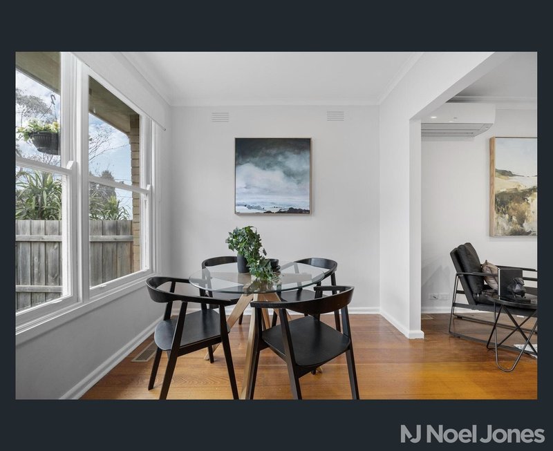 Photo - 11 Abelia Street, Nunawading VIC 3131 - Image 4