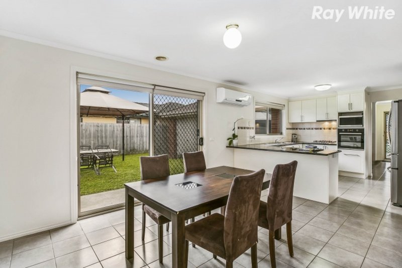 Photo - 11 Acre Court, Pakenham VIC 3810 - Image 5