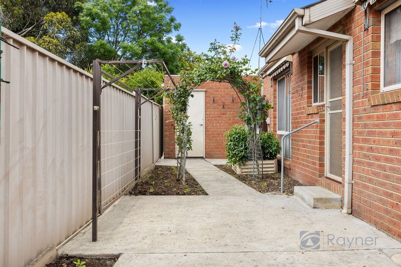 Photo - 1/1 Adela Street, Wendouree VIC 3355 - Image 9