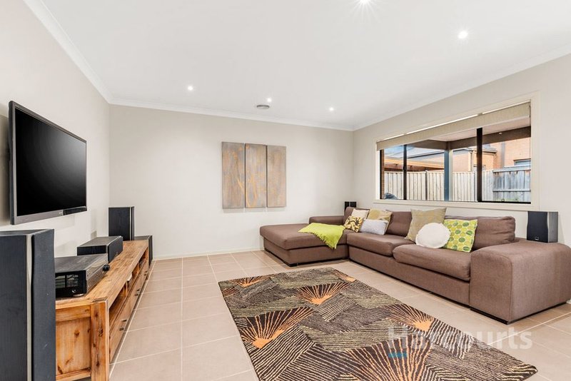 Photo - 11 Albida Parade, Lyndhurst VIC 3975 - Image 5