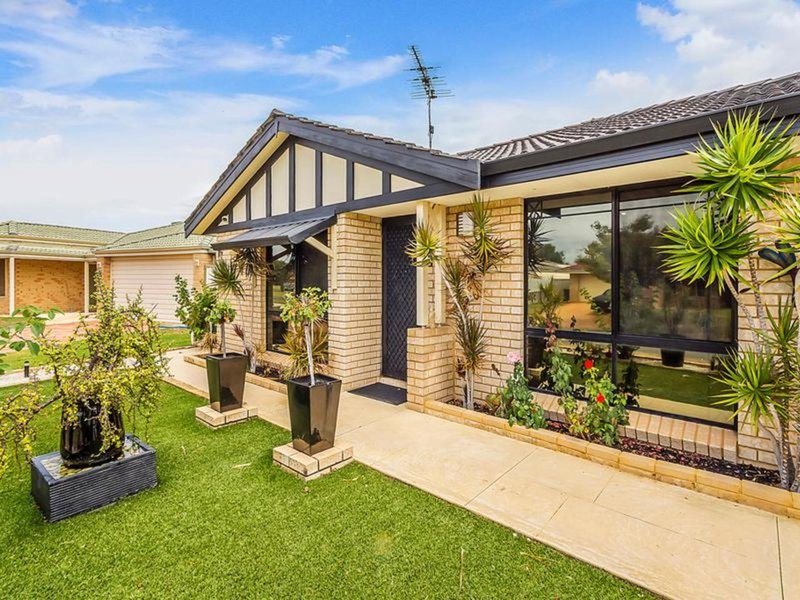 Photo - 11 Alcazar Avenue, Port Kennedy WA 6172 - Image 1