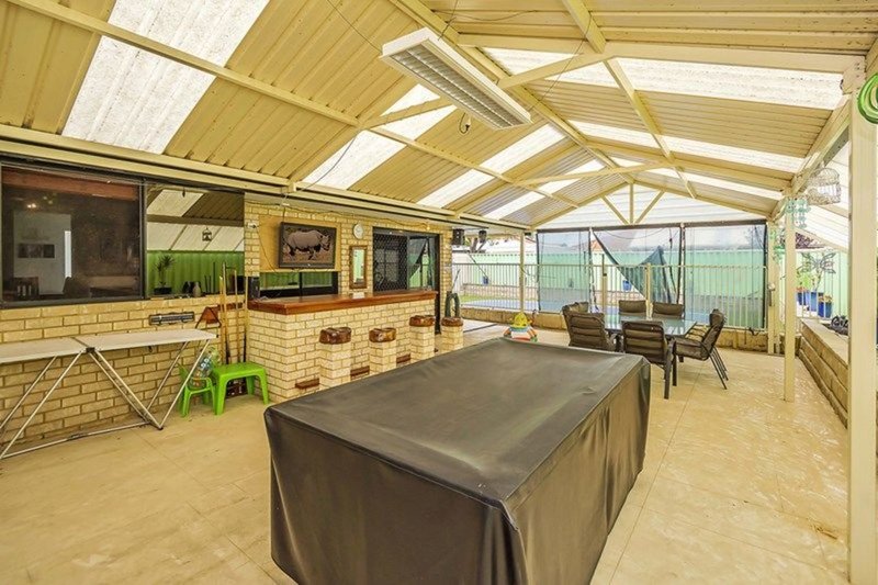 Photo - 11 Alcazar Avenue, Port Kennedy WA 6172 - Image 3