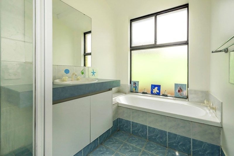 Photo - 11 Alcazar Avenue, Port Kennedy WA 6172 - Image 16