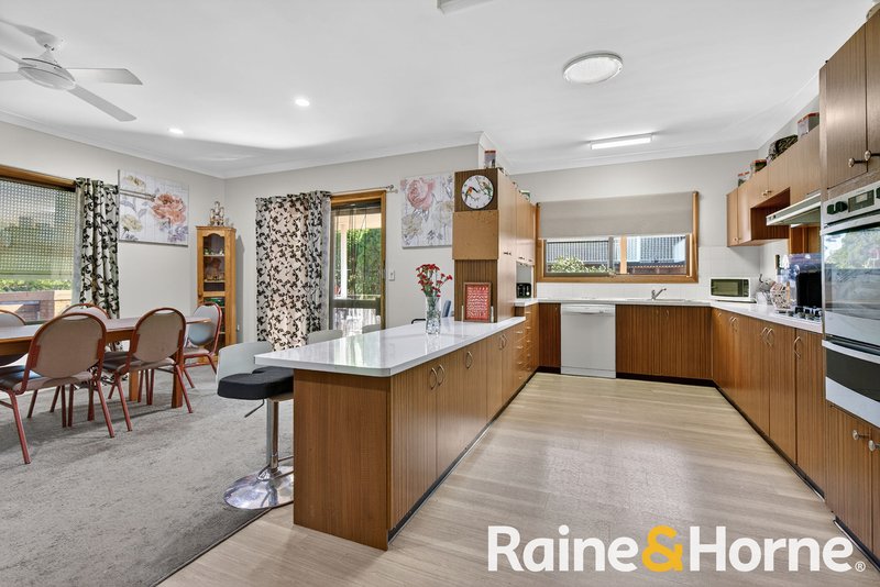 Photo - 11 Alder Place, Dubbo NSW 2830 - Image 2