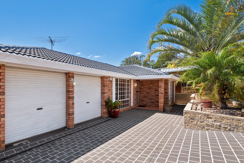 Photo - 11 Alexis Place, Rosemeadow NSW 2560 - Image 3