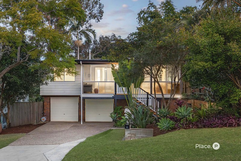 Photo - 11 Alrex Street, Everton Hills QLD 4053 - Image 1