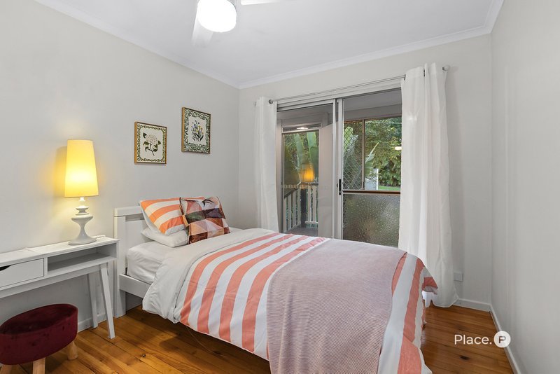Photo - 11 Alrex Street, Everton Hills QLD 4053 - Image 15