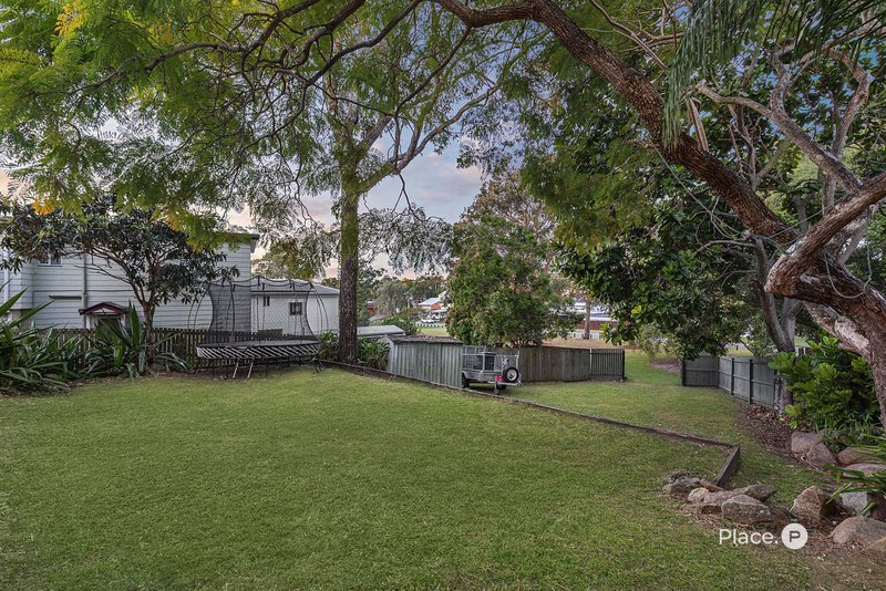 Photo - 11 Alrex Street, Everton Hills QLD 4053 - Image 24