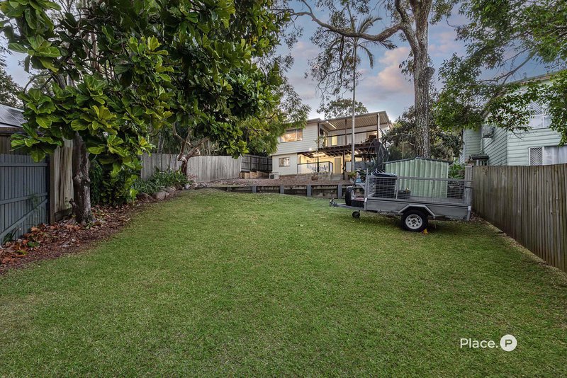 Photo - 11 Alrex Street, Everton Hills QLD 4053 - Image 25