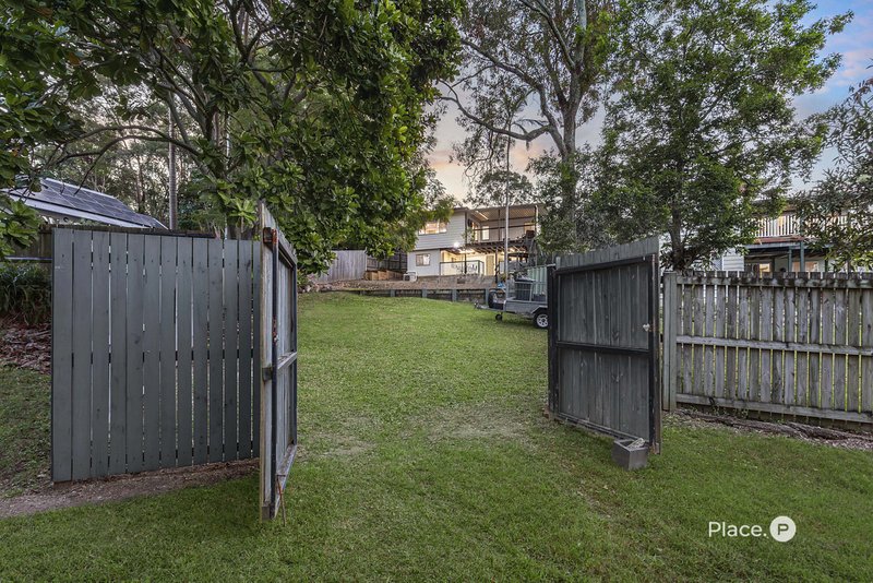 Photo - 11 Alrex Street, Everton Hills QLD 4053 - Image 26