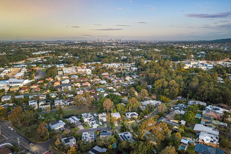 Photo - 11 Alrex Street, Everton Hills QLD 4053 - Image 31