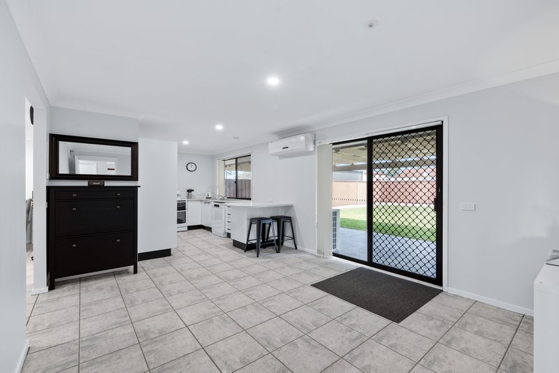 Photo - 11 Alroy Crescent, Hassall Grove NSW 2761 - Image 3