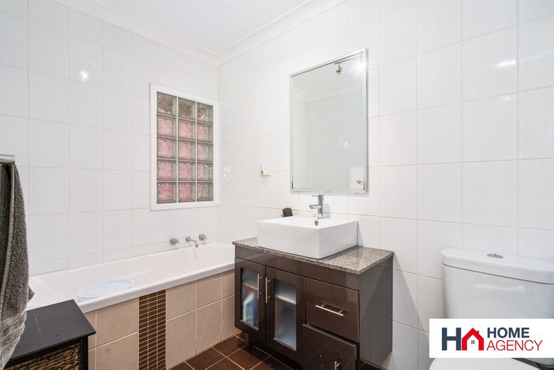 Photo - 11 Alt Street, Smithfield NSW 2164 - Image 5