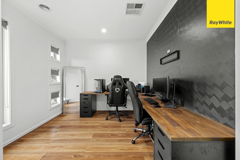 Photo - 11 Amelia Place, Harkness VIC 3337 - Image 3