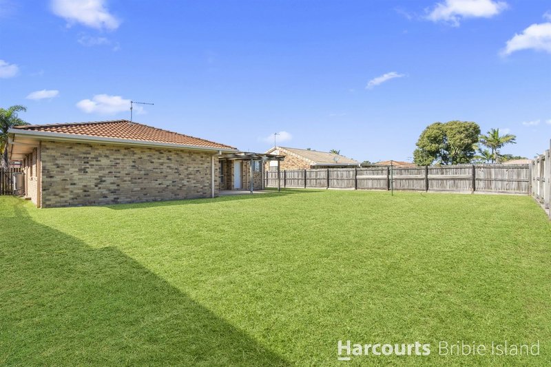 Photo - 11 Anchor Court, Banksia Beach QLD 4507 - Image 3