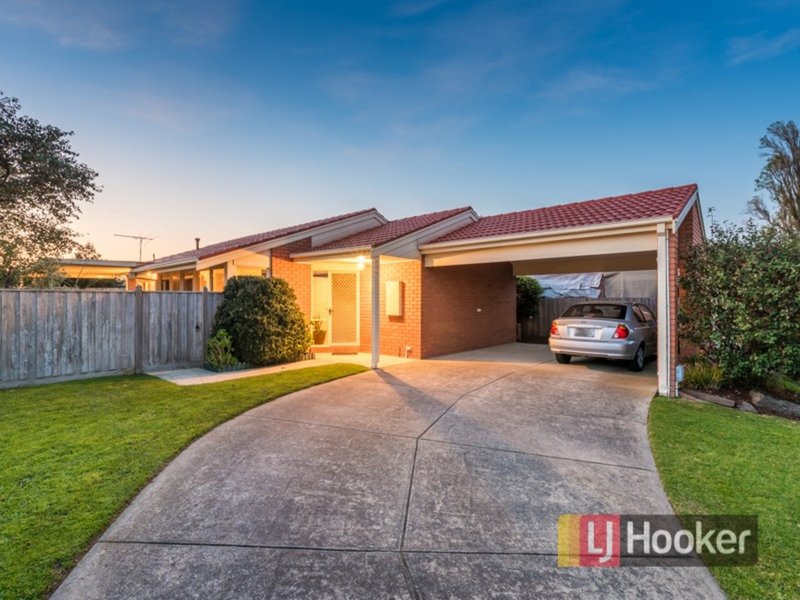 11 Andrea Crescent, Cranbourne North VIC 3977