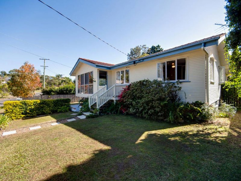 Photo - 11 Annandale Street, Keperra QLD 4054 - Image 23