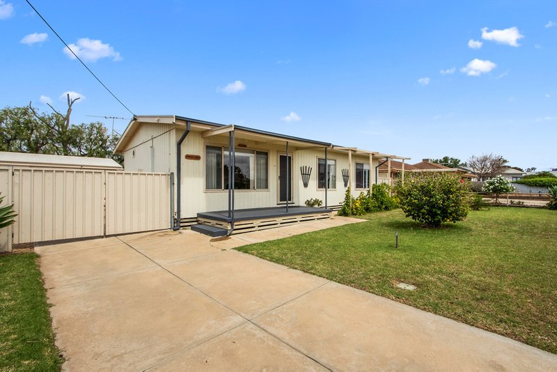 Photo - 11 Annie Watt Street, Price SA 5570 - Image 4