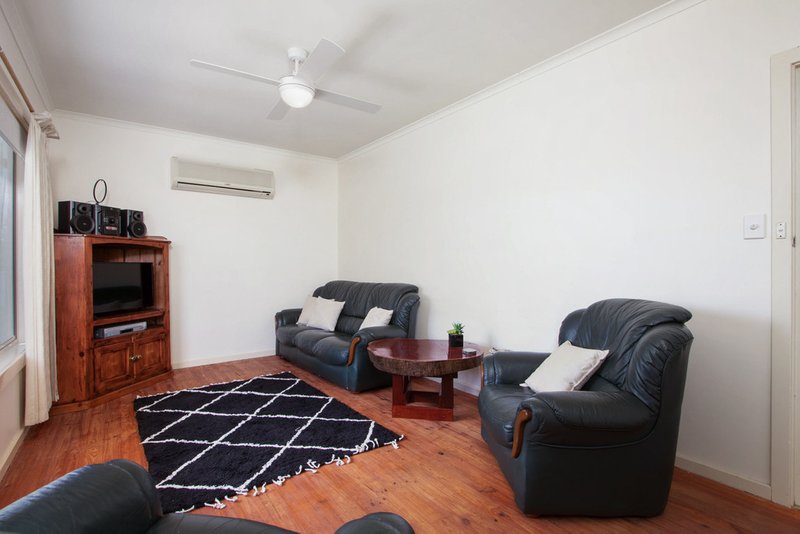 Photo - 11 Annie Watt Street, Price SA 5570 - Image 7