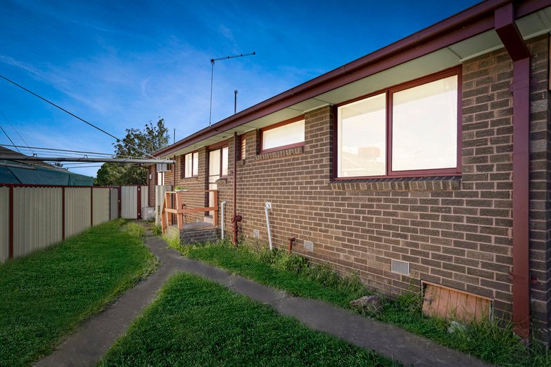 Photo - 11 Apex Street, Dandenong North VIC 3175 - Image 12