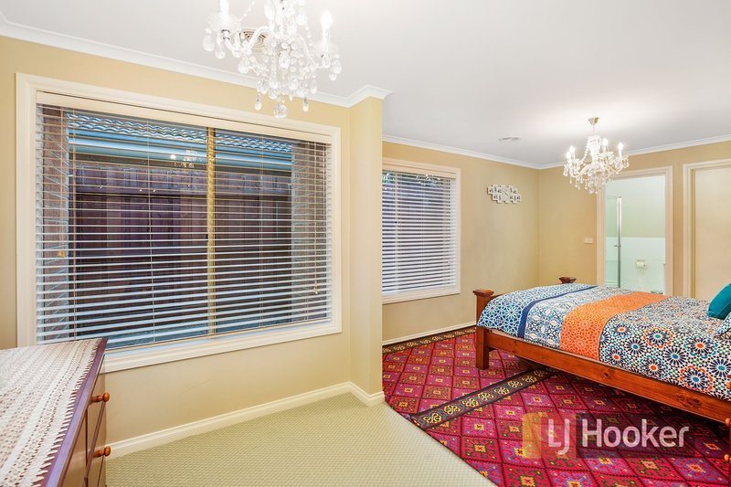 Photo - 11 Appleton Court, Narre Warren South VIC 3805 - Image 8