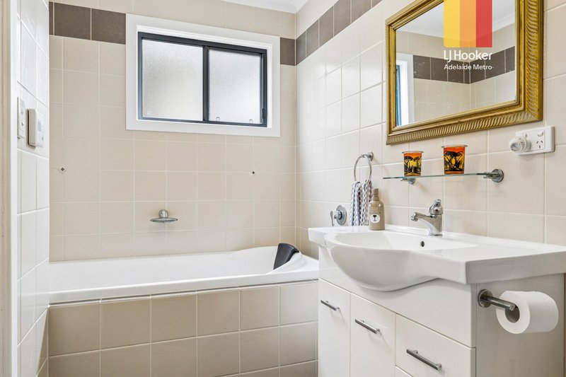 Photo - 11 Archer Road, Morphett Vale SA 5162 - Image 10