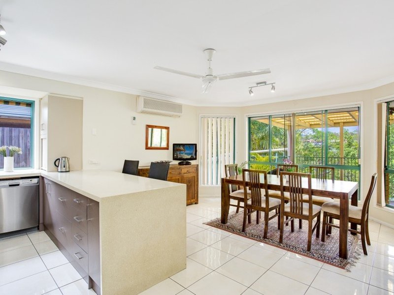 Photo - 11 Ardrossan Place, Highland Park QLD 4211 - Image 3