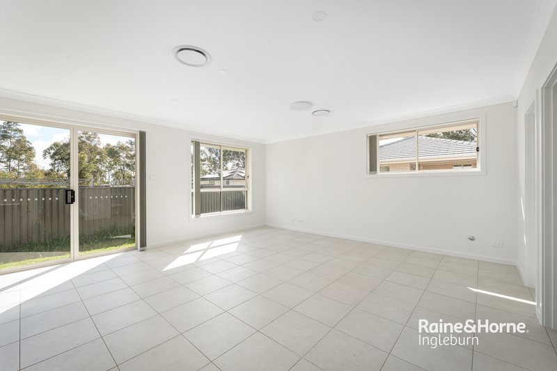 Photo - 11 Argo Way, Airds NSW 2560 - Image 6