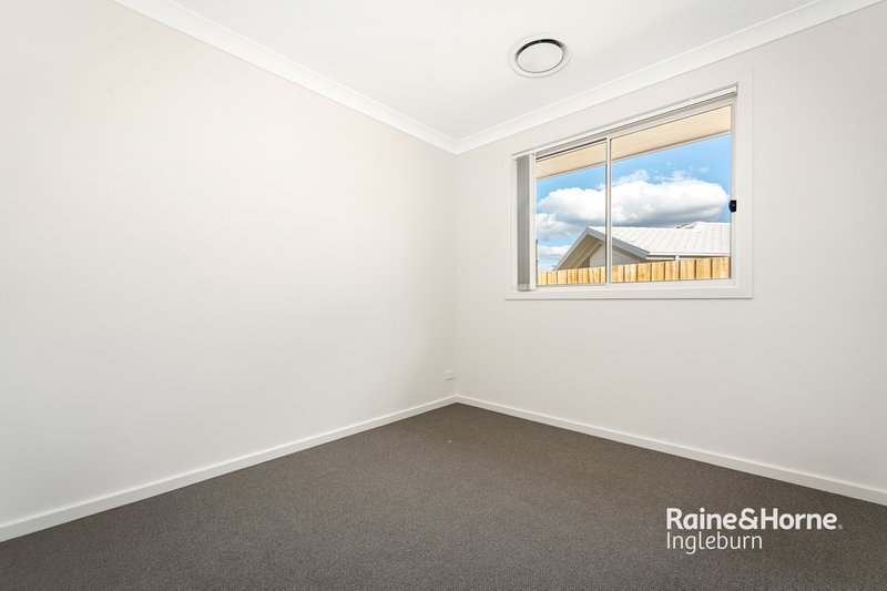 Photo - 11 Argo Way, Airds NSW 2560 - Image 9
