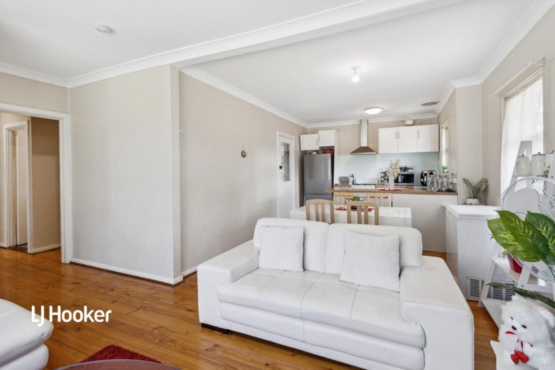 Photo - 11 Armstrong Avenue, Parafield Gardens SA 5107 - Image 3