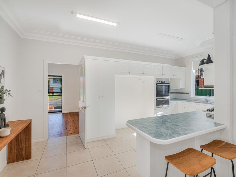 Photo - 11 Arnold Street, Charlestown NSW 2290 - Image 8