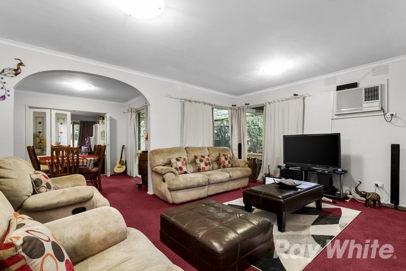 Photo - 11 Ascot Court, Dandenong North VIC 3175 - Image 2